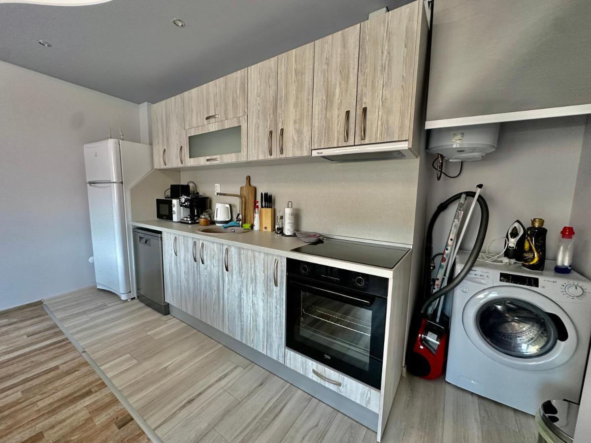 Central Vista Apartment By Mit โซเฟีย ภายนอก รูปภาพ