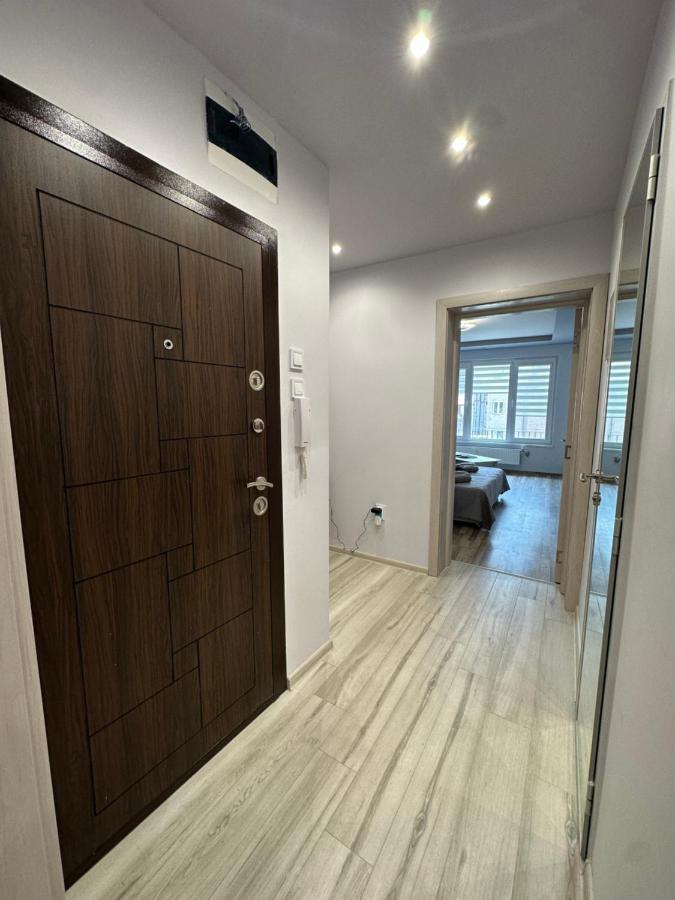 Central Vista Apartment By Mit โซเฟีย ภายนอก รูปภาพ